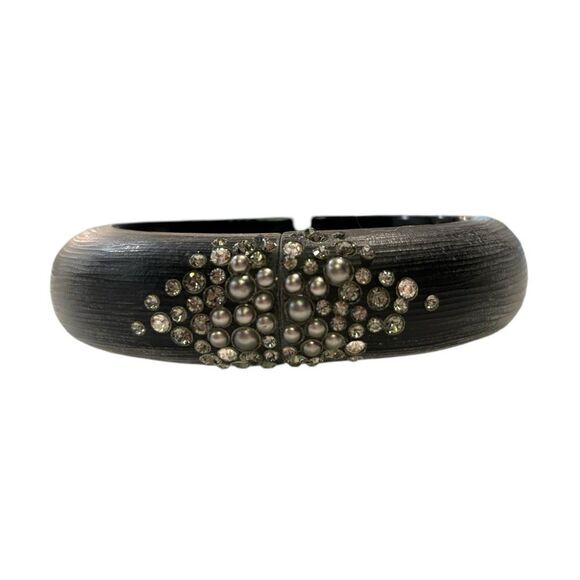 ALEXIS BITTAR Hand Carved Lucite Crystal Encrusted Hinge Bangle - Picture 1 of 6